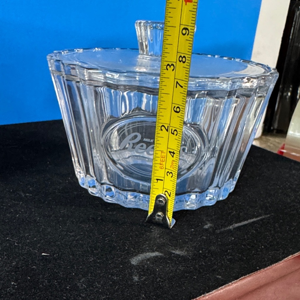 Hershey’s Reese’s Glass Candy Dish with Lid (and original box) - Picture 11 of 15